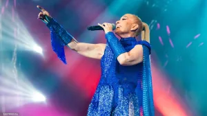 Yuri Lanza Álbum Homenaje A Artistas Latinas Incluye Tributo A Myriam Hernández