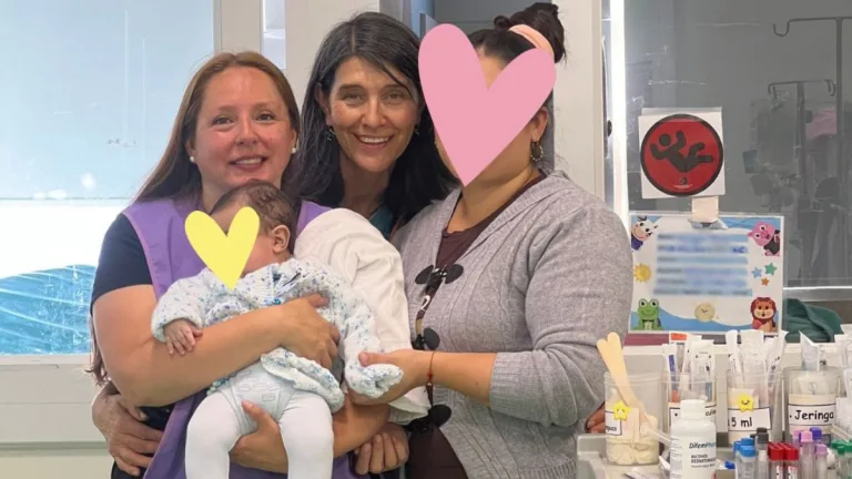 Abrazos A Bebés Fundación Abrázame
