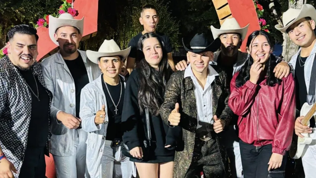 Cantante De Cumbia