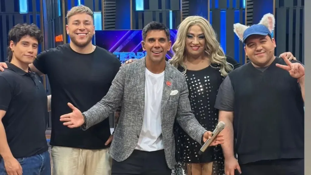 Panelista De CHV Danilo 21