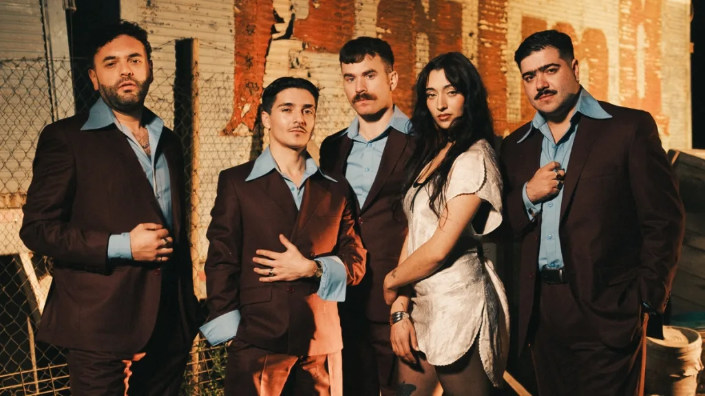 Catalina Y Las Bordonas De Oro