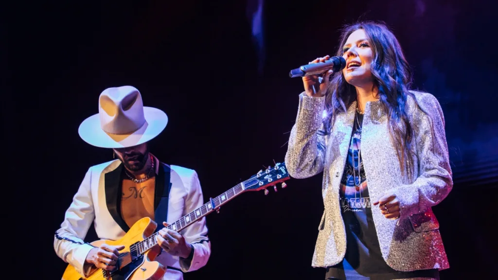 Jesse Y Joy (1)