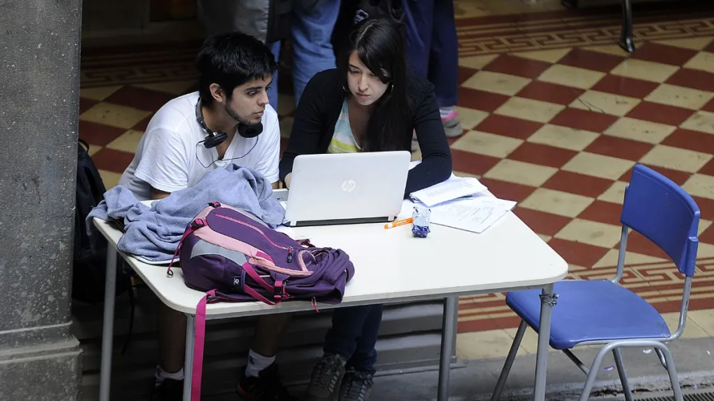 Bonos Para Estudiantes