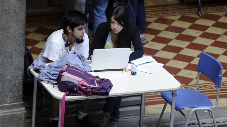 Beca Para Estudiantes