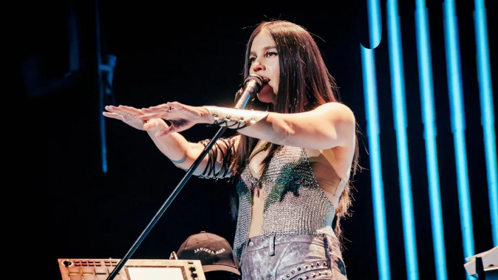 Javiera Mena (3)