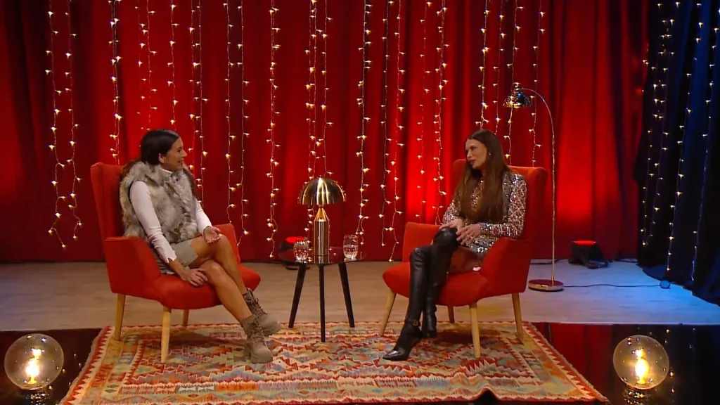 Entrevista De Karla Constant A Julia Fernandes