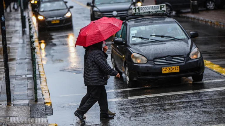 Meteorología Emite Avisos Por Lluvias De Hasta 70 Mm En Tres Regiones Del País Revisa AQUÍ Las Zonas Afectadas