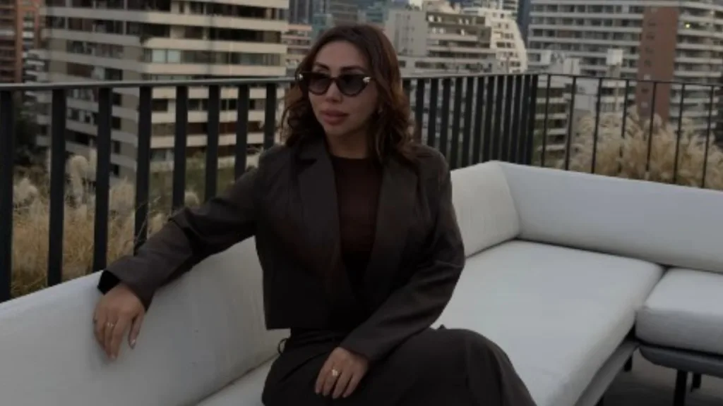 Naya Facil (1)