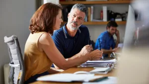 Personas Mayores De 50 Senior