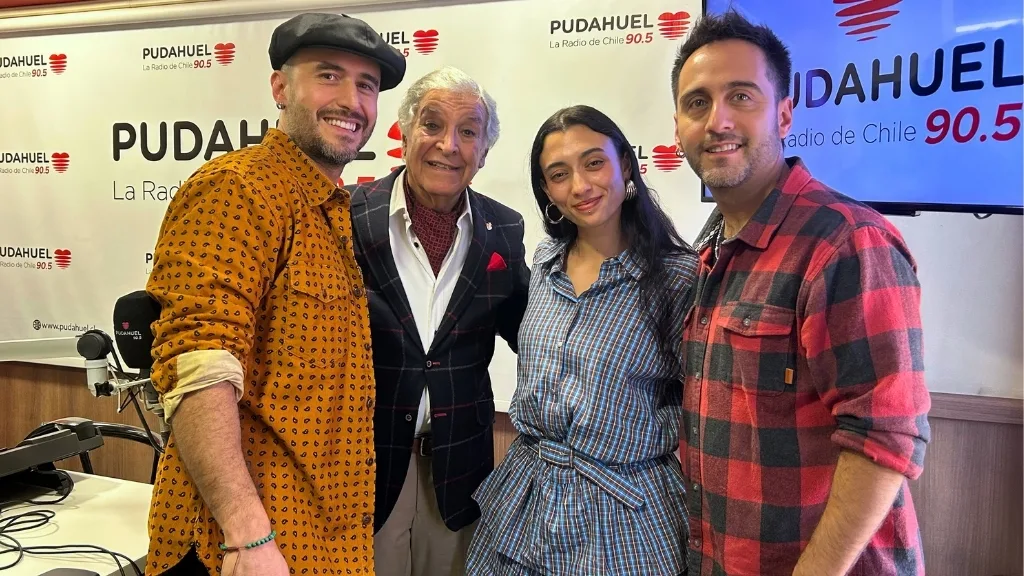 Catalina Plaza Y Los Vásquez Visitaron Radio Pudahuel Para Presentar Su Nueva Colaboración “Te Despediste De Mi Pobre Corazón”