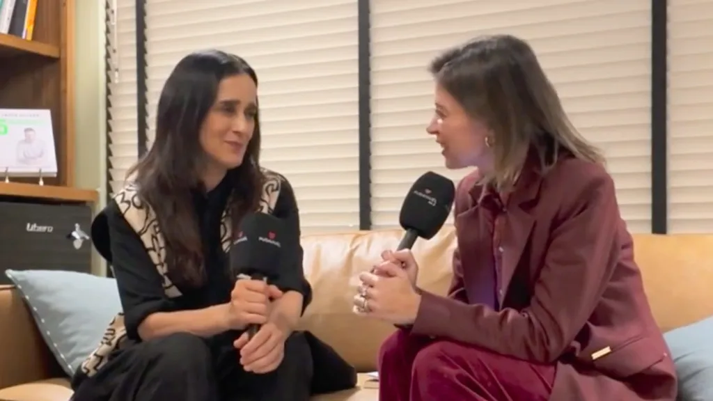 Julieta Venegas Habló Con Radio Pudahuel Sobre Su Primer Libro Me Parecía Importante Explorar Qué Onda Conmigo Y El Amor