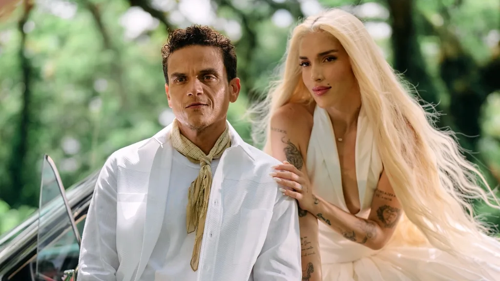 Silvestre Dangond Y Elena Rose Estrenan Efectos Secundarios, Su Primera Colaboración Musical (1)