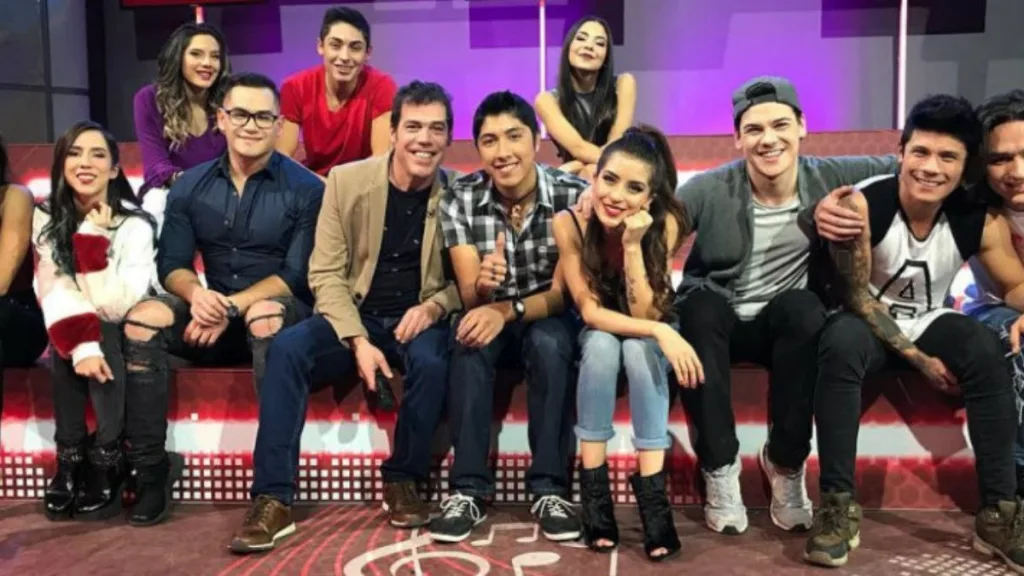 Exrostro Televisivo TVN Rojo Fama Contra Fama