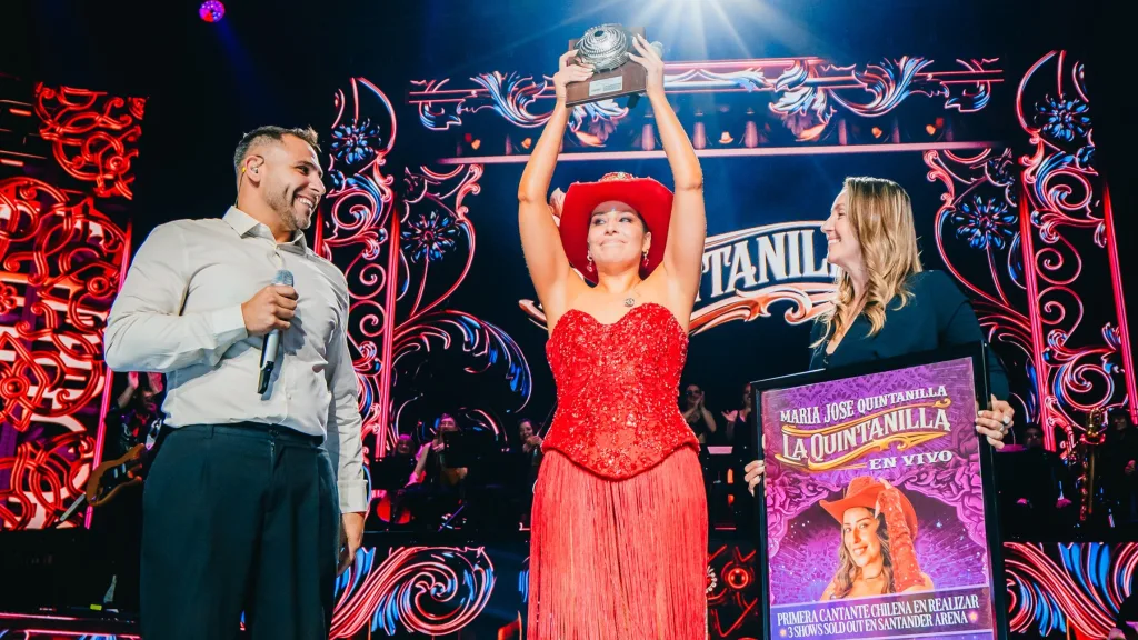 María José Quintanilla Hace Historia En El Santander Arena Y Recibe La Cúpula
