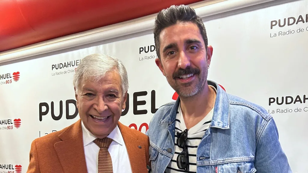 “Me Ha Mantenido Muy A Salvo” Alex Ubago Cuenta Cómo Su Familia Ha Sido Clave Durante Sus 25 Años De Carrera
