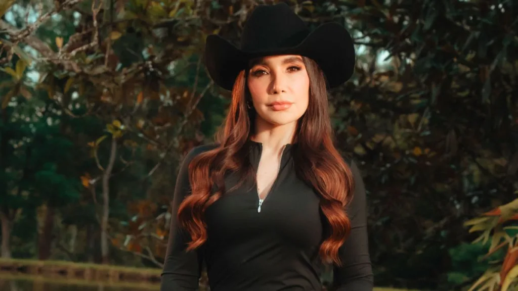 Paola Jara Cumbia