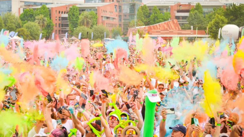 The Run Color Corrida De Color En Santiago